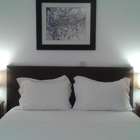 Hotel Tic Tac Bragança Kültér fotó