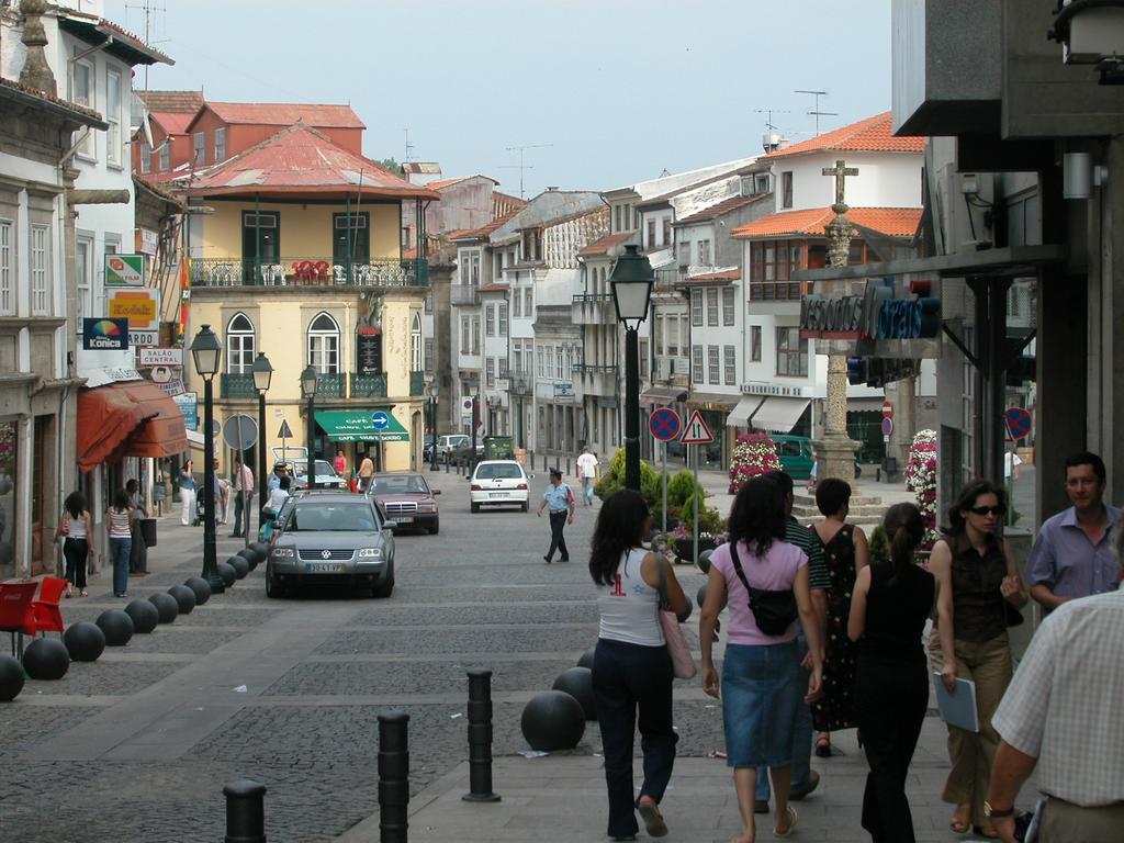 Hotel Tic Tac Bragança Kültér fotó
